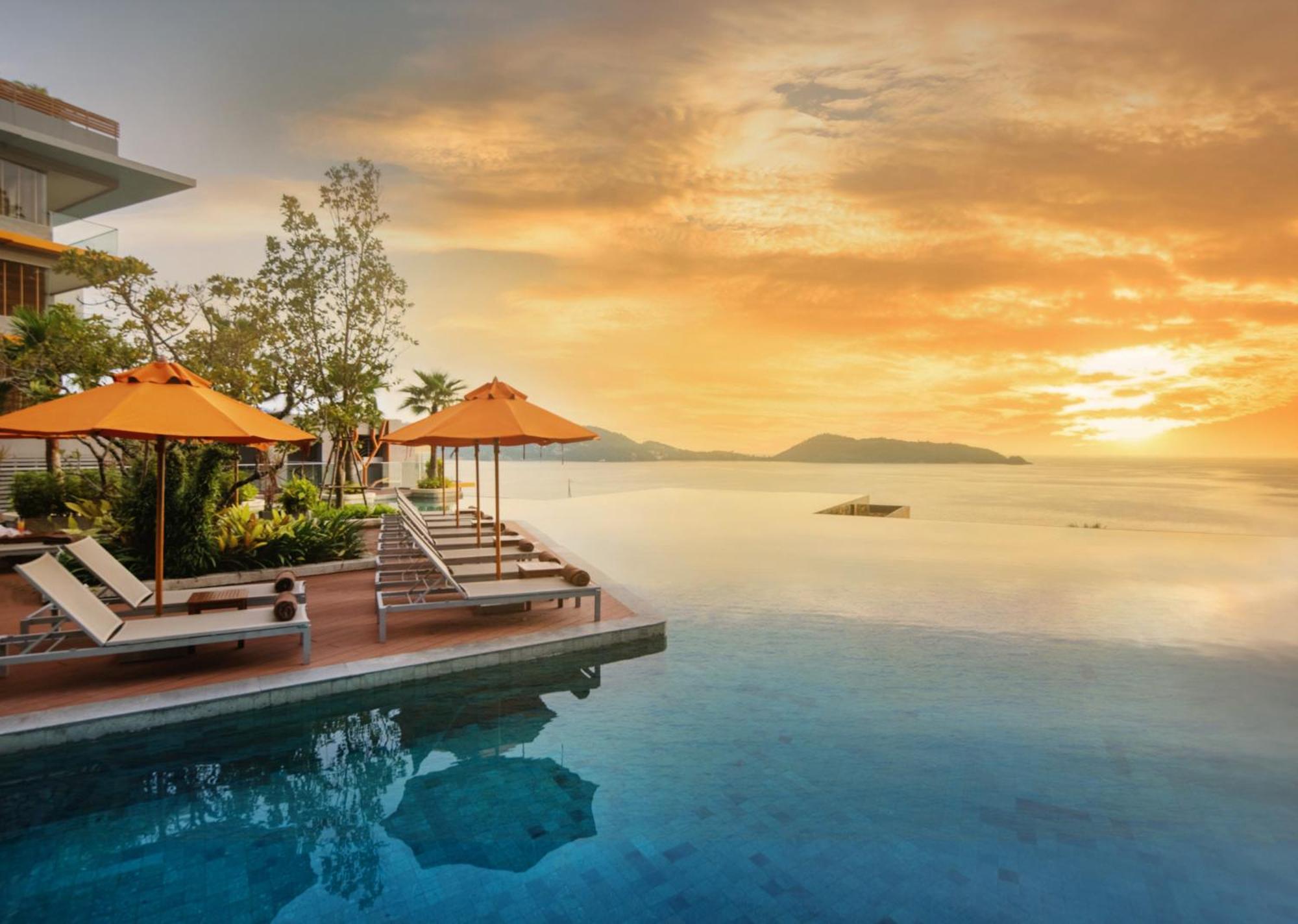 فندق كاليما ريزورت آند سبا Patong المظهر الخارجي الصورة View from the pool at the resort
