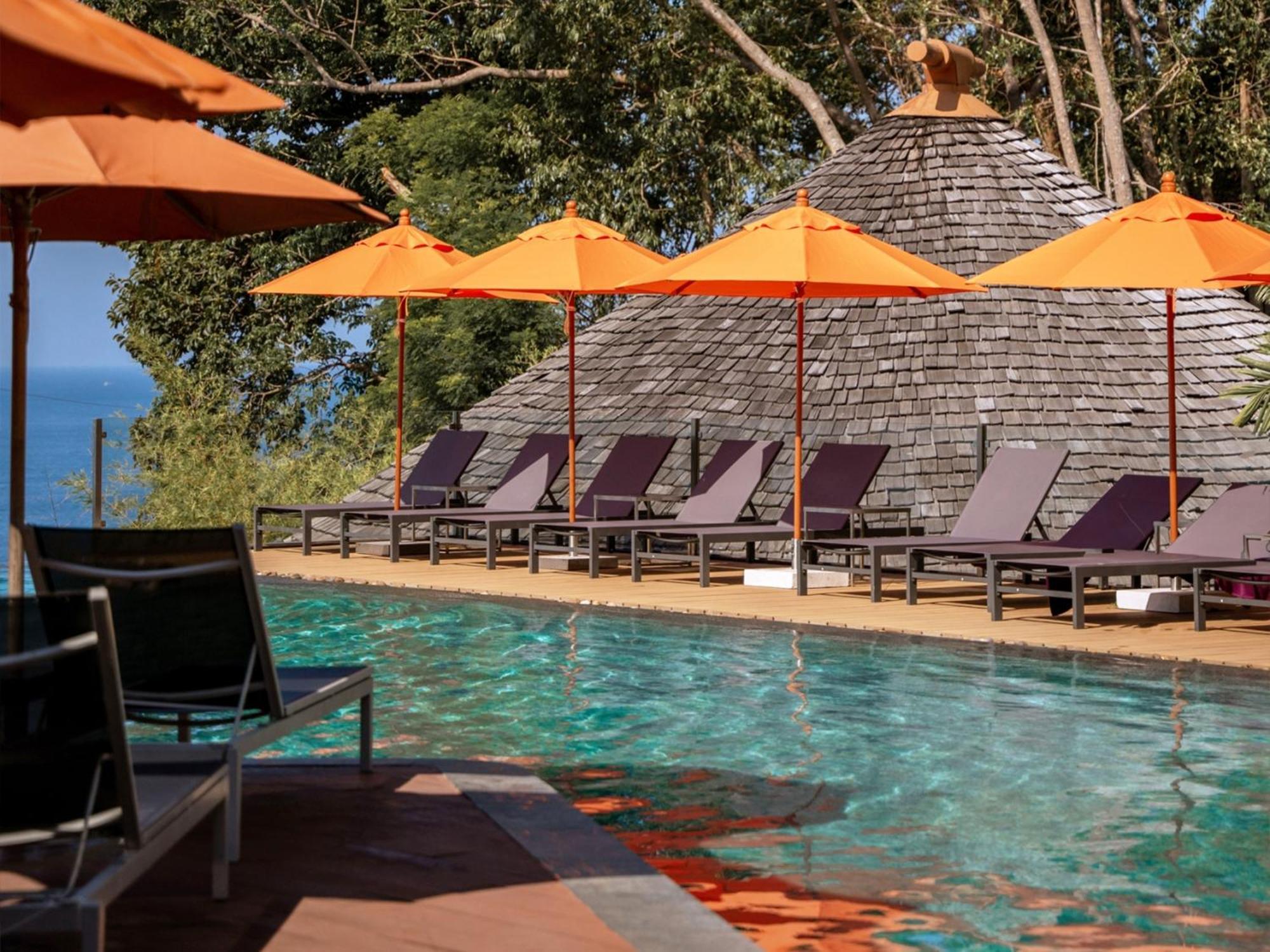 فندق كاليما ريزورت آند سبا Patong المظهر الخارجي الصورة The swimming pool at the resort